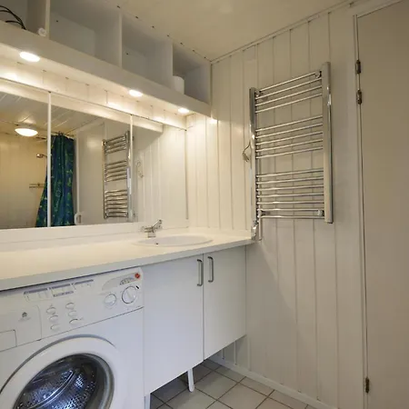 Сasa de vacaciones Nice In With House Sea View *
